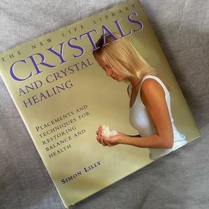 CRYSTALS BOOK 💛✨💘